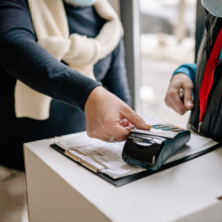 Las tarjetas bancarias y los TPV